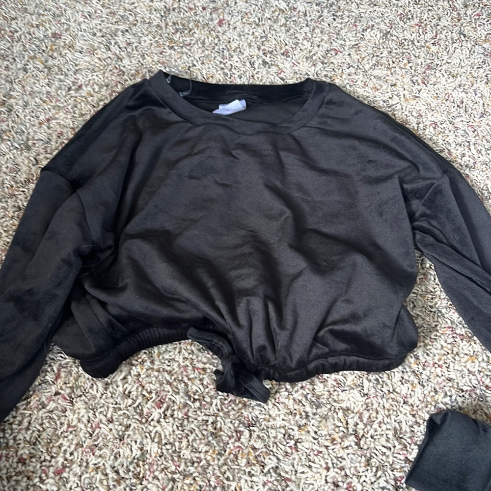 sweatshirt